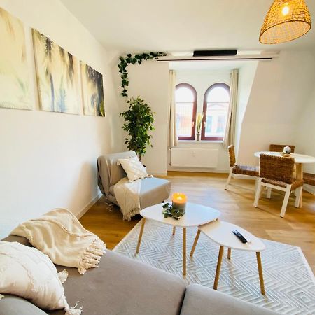 Home Cinema - Balcony - Wi-Fi & Streams Magdeburg Exterior foto
